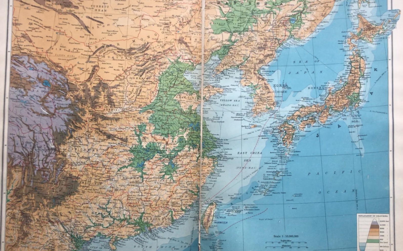 [图]一本对同时代中国地图出版影响深远的外国地图册：1942年初版牛津高阶地图集