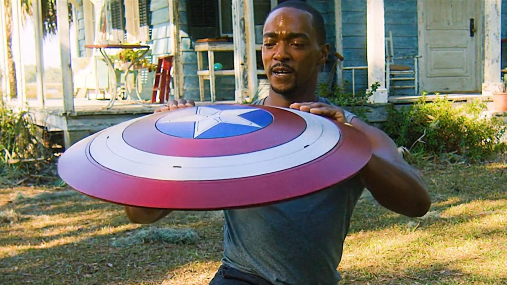 美队的一个平a猎鹰却当大招练,新美队属实不容易!