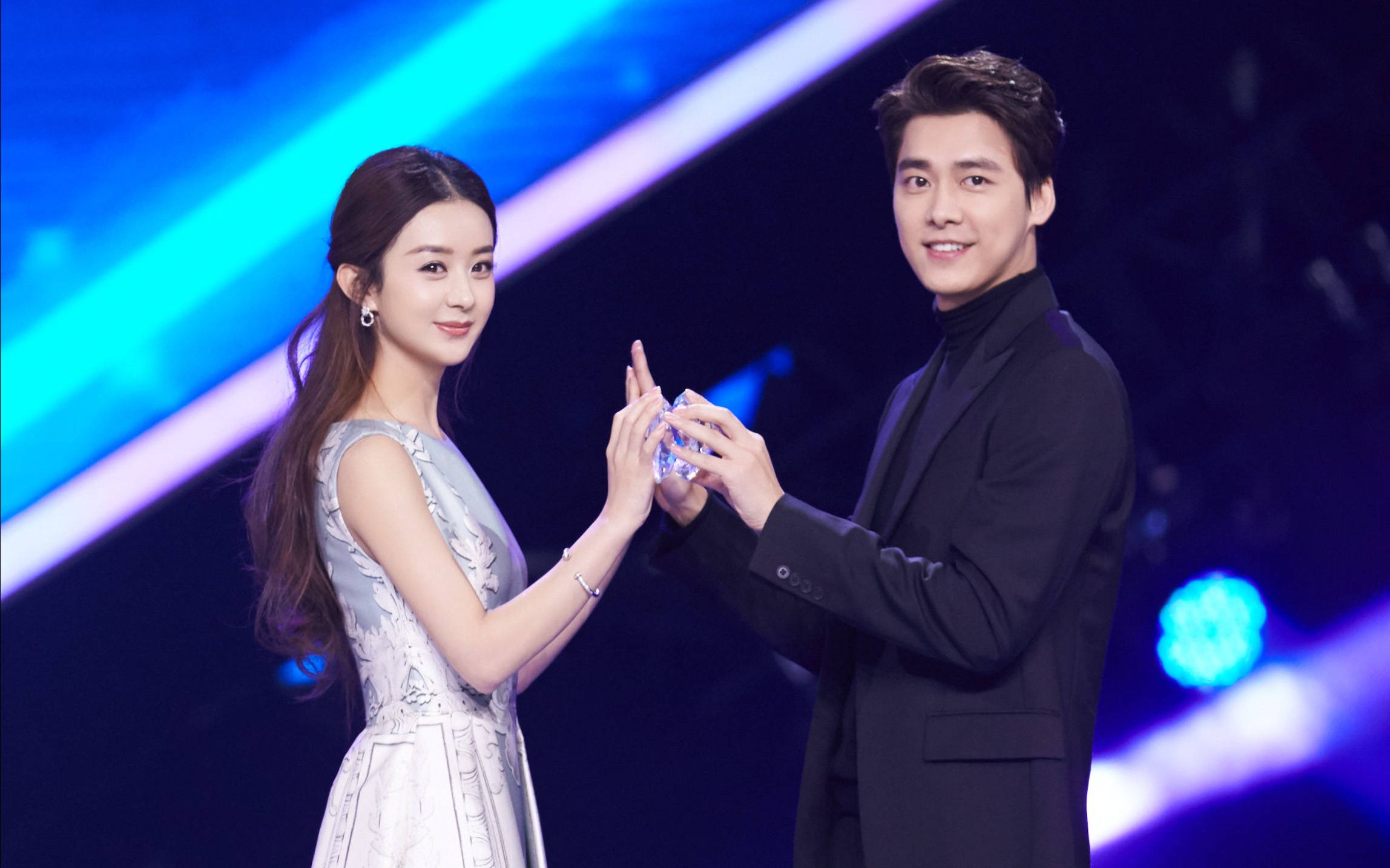 被等等帅哭了的阿馨