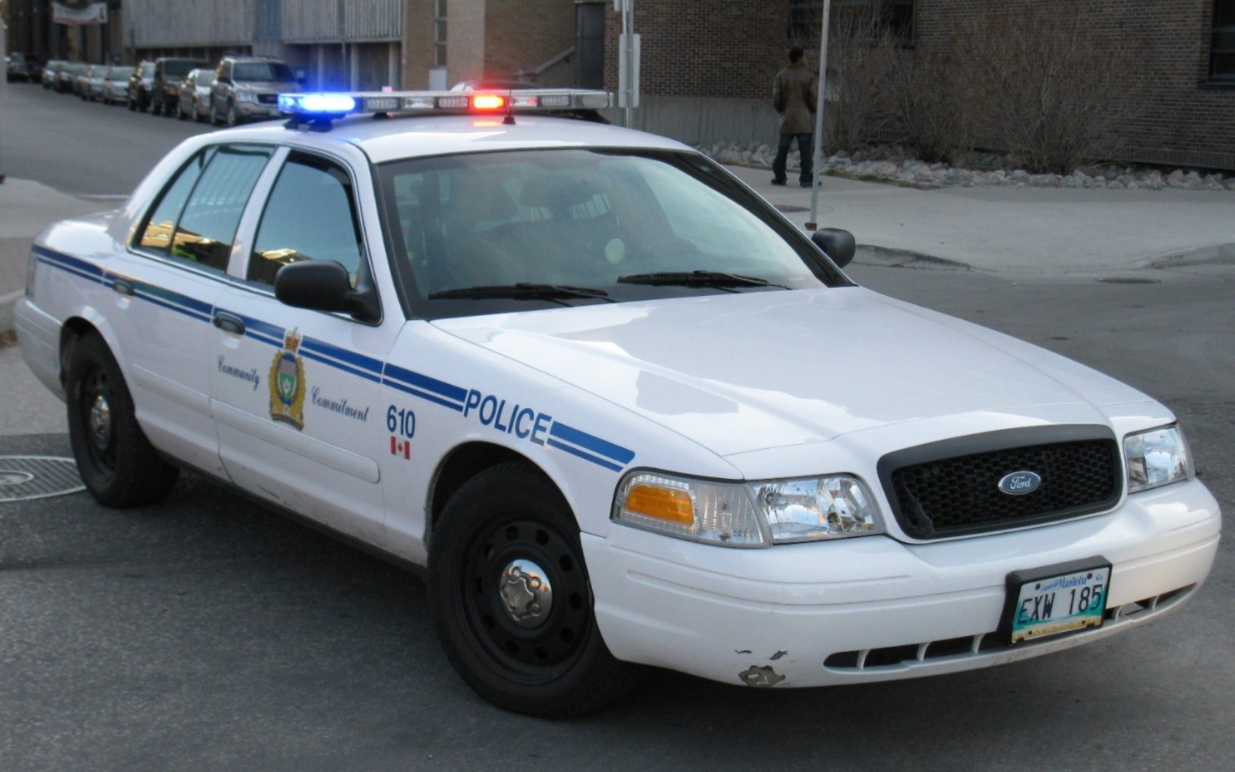 [car parking]加拿大温尼伯市警车