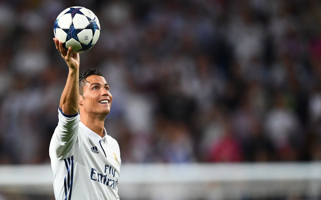 1617欧冠四分之一决赛2 皇家马德里4-2拜仁慕尼黑(c罗帽子戏法)