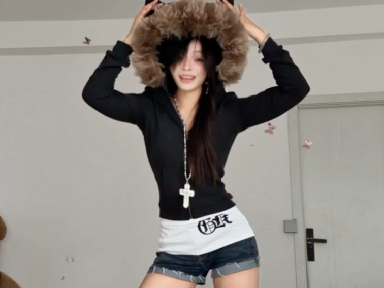 我来不及道声不安 #依赖摇#离开我的依赖 #艾克里里#依赖摇跳过就爱上了