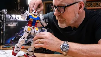 【双语】亚当萨维奇第一款PG系列RX-78-2高达模型拼装_Adam Savage's First Gundam Build