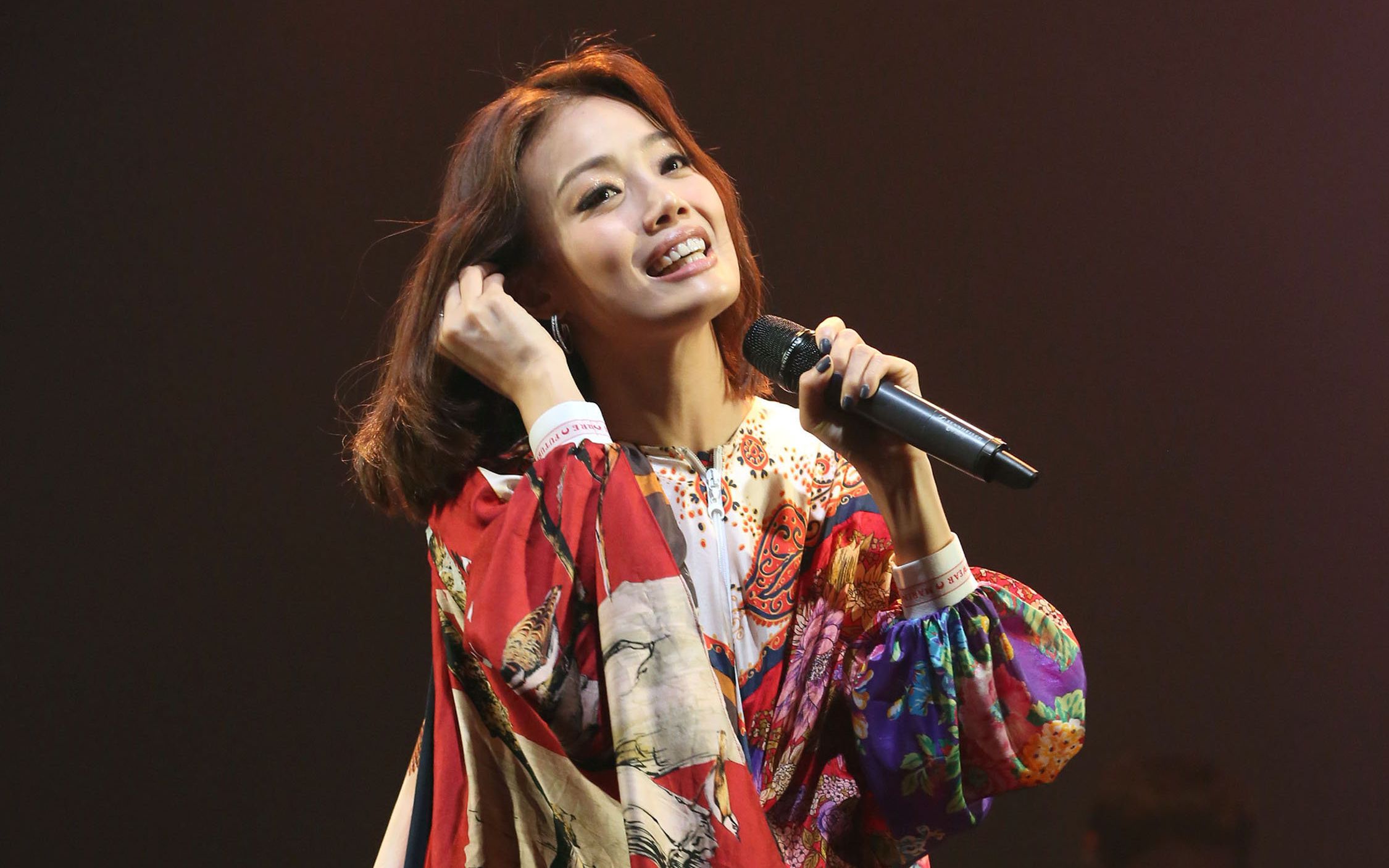 【容祖儿】Joey Yung 祖儿台湾音乐之旅 《MOMENT》制作花絮 2012哔哩哔哩bilibili