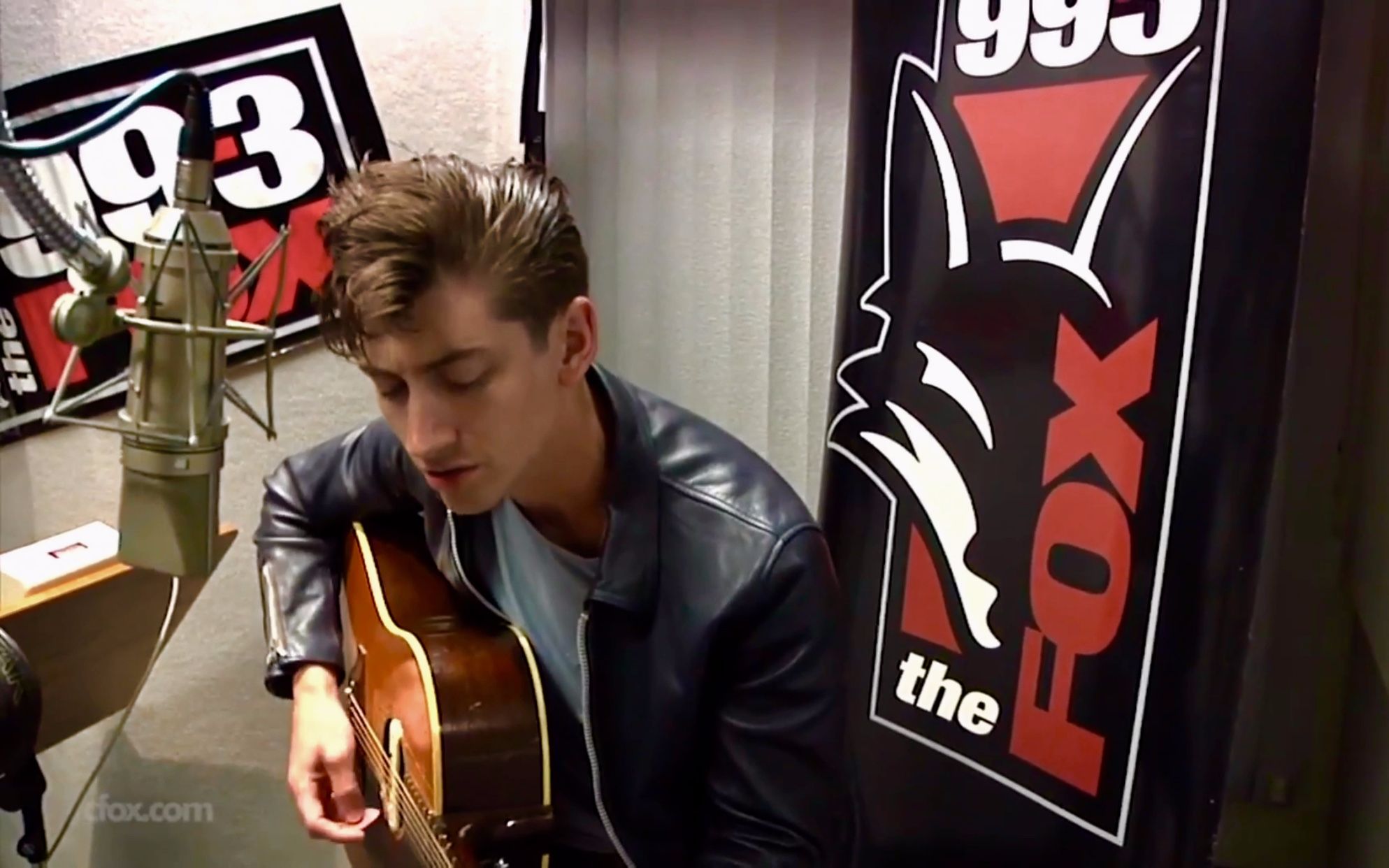 alexturnersuckitandsee