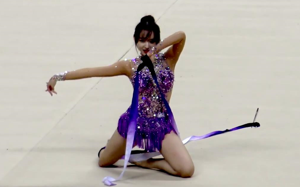 宇宙少女程潇偶像运动会带操官方直拍 180115