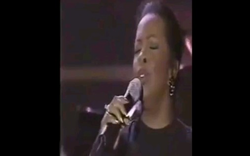 [图]Gladys Knight--I can't make you love me/Help me make it through the night