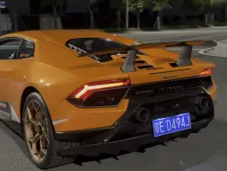 Download Video: 腰不好都不要买桶椅 兰博基尼 huracan performanta 真的是为难我