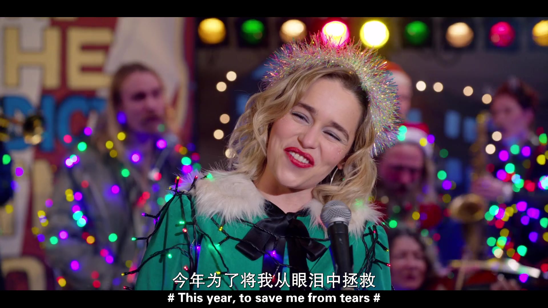 [图]Emilia Clarke - Last Christmas 《去年圣诞》