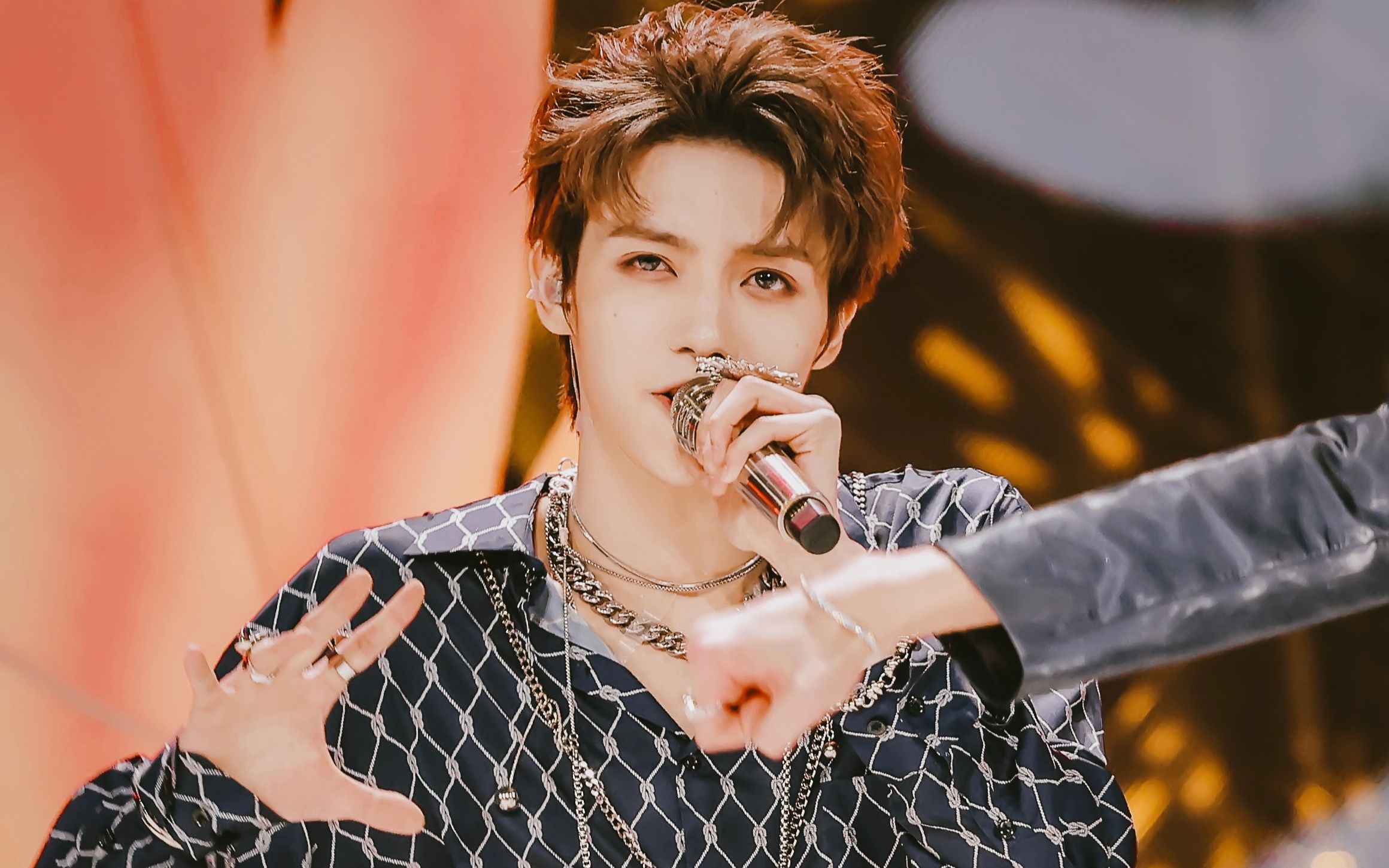 罗一舟 | 一分钟看小船第二次公演舞台有多性感 直拍cut 《stop sugar