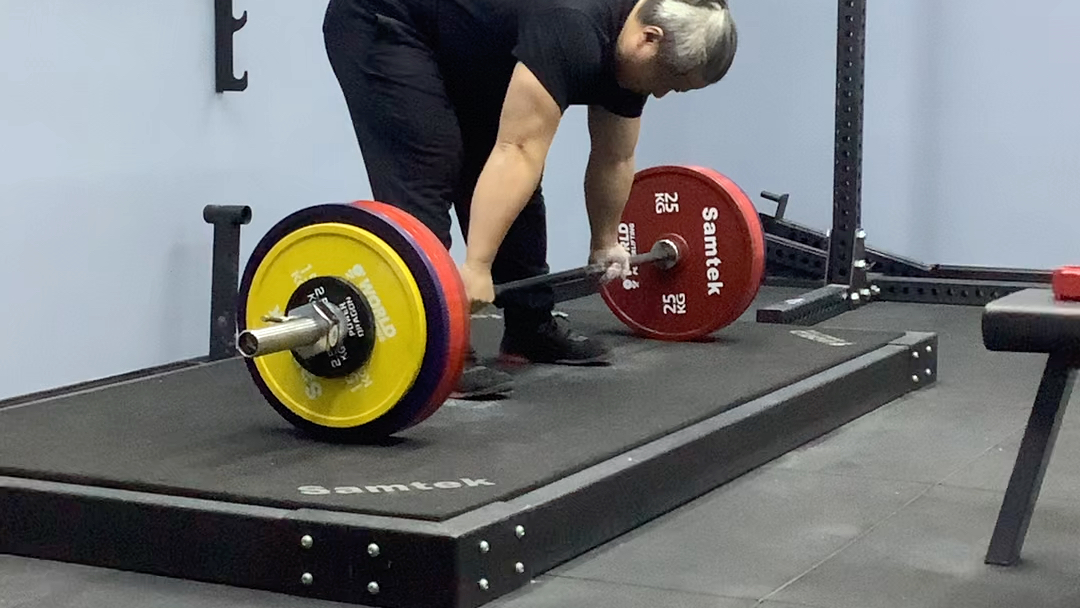 徒手硬拉250公斤