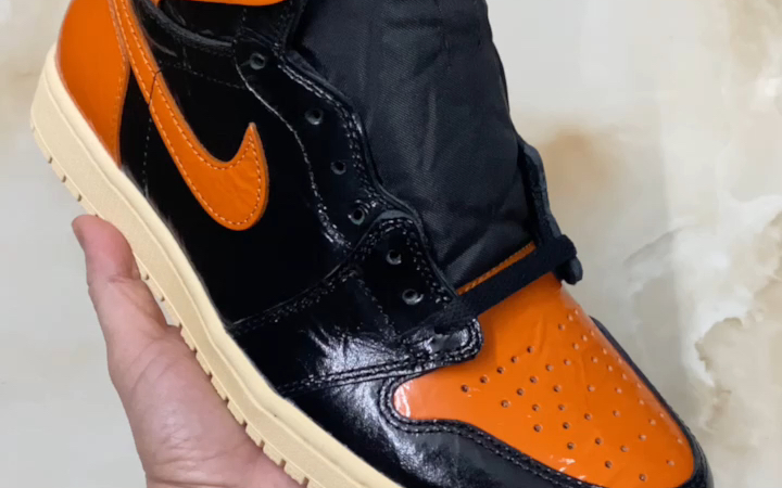 0 漆皮猪油篮球鞋男鞋女鞋运动鞋_哔哩哔哩_bilibili