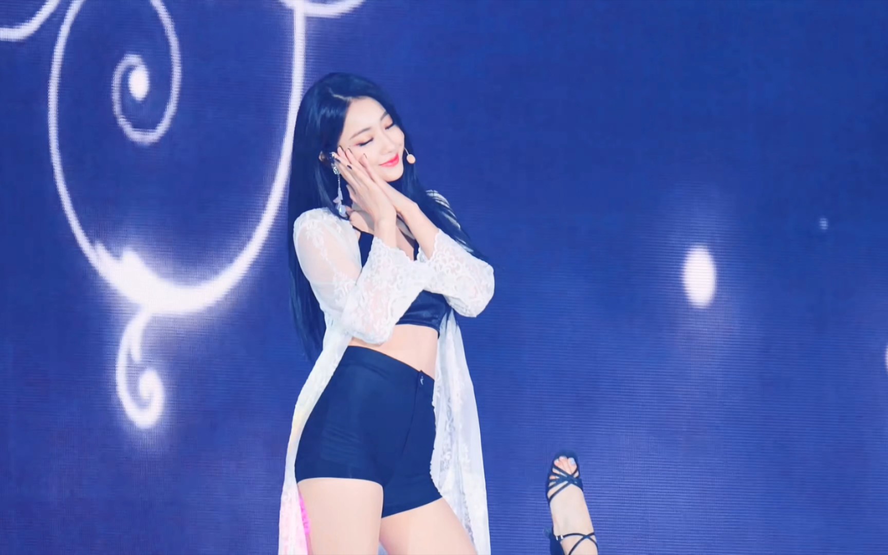 [图]4K修复–朴景丽（9MUSES–NINE MUSES）– BLUE MOOM – 180802 – Fancam –MV–画质翻新&音频修复