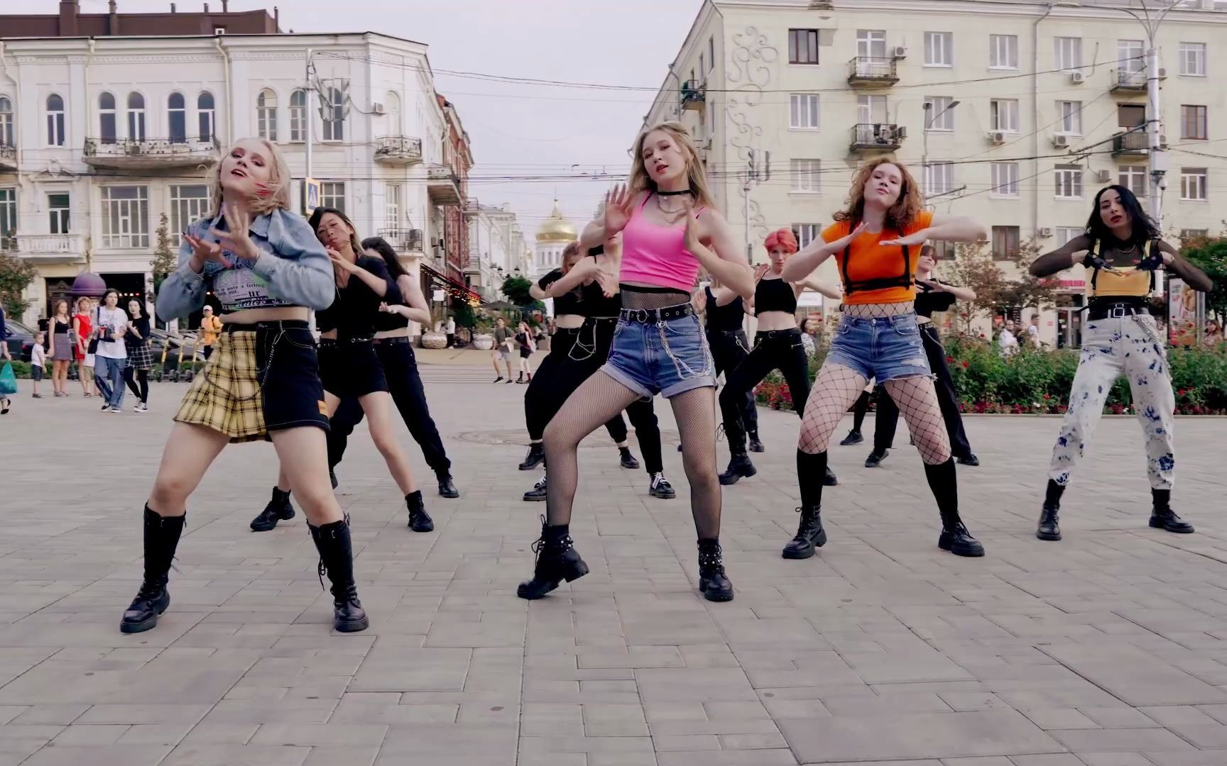 俄罗斯美女 kdome 舞蹈翻跳 歌曲blackpink《boombayah》_哔哩哔哩