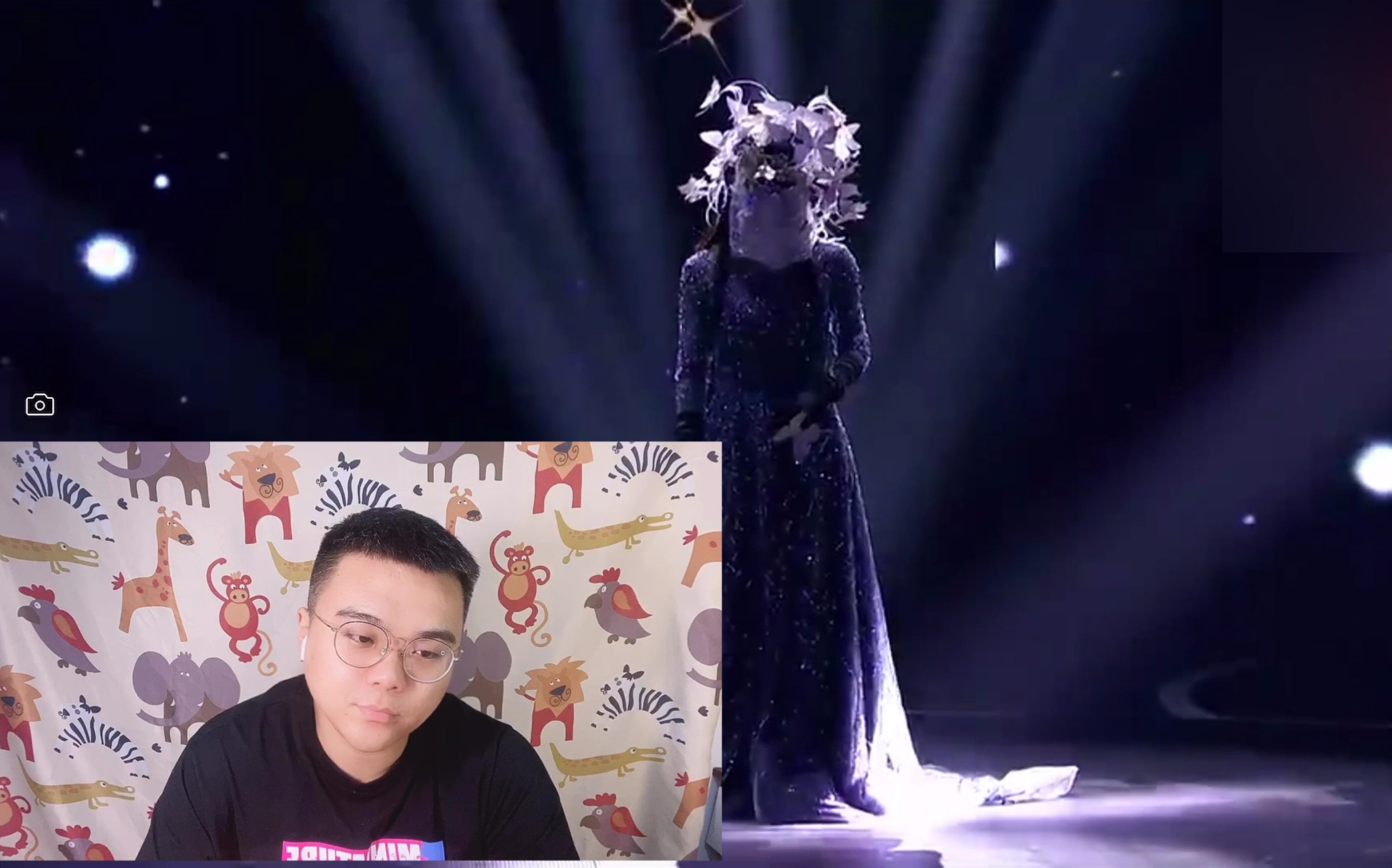 reaction看哭周深蒙面赛后采访身骑白马2020年看2016年的深深别有一种