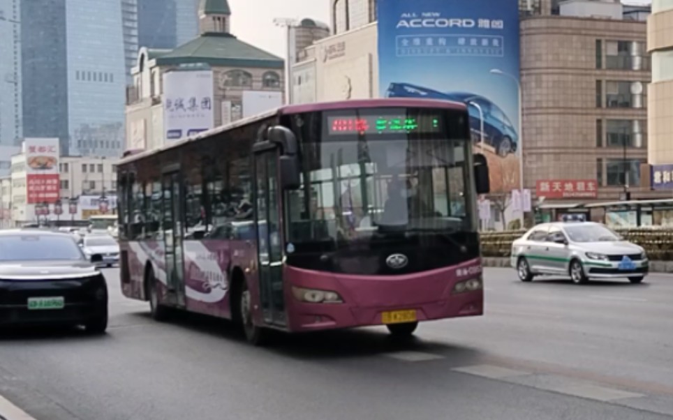 大连公交701路一汽ca6125sh2友好广场进站