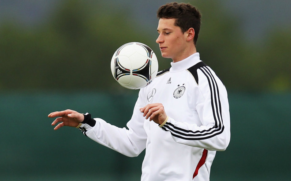 谁说你德不训练厄齐尔德拉克斯勒