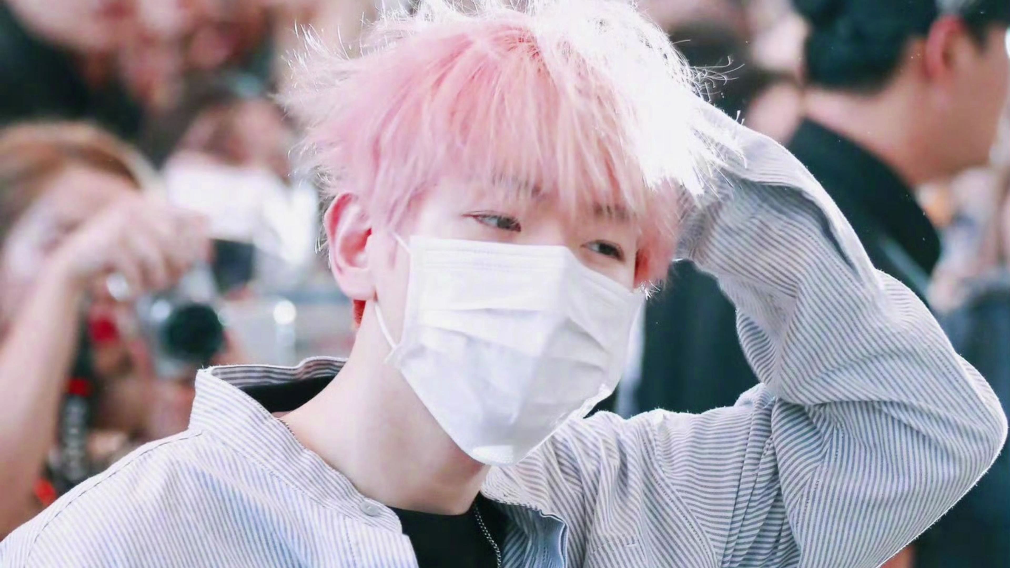 天才爱豆边伯贤