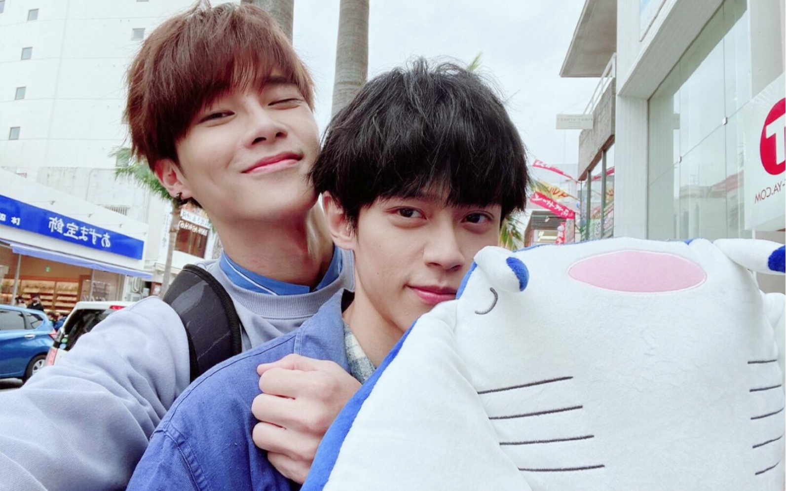 恩智宋伟恩黄隽智日本冲绳游糖点