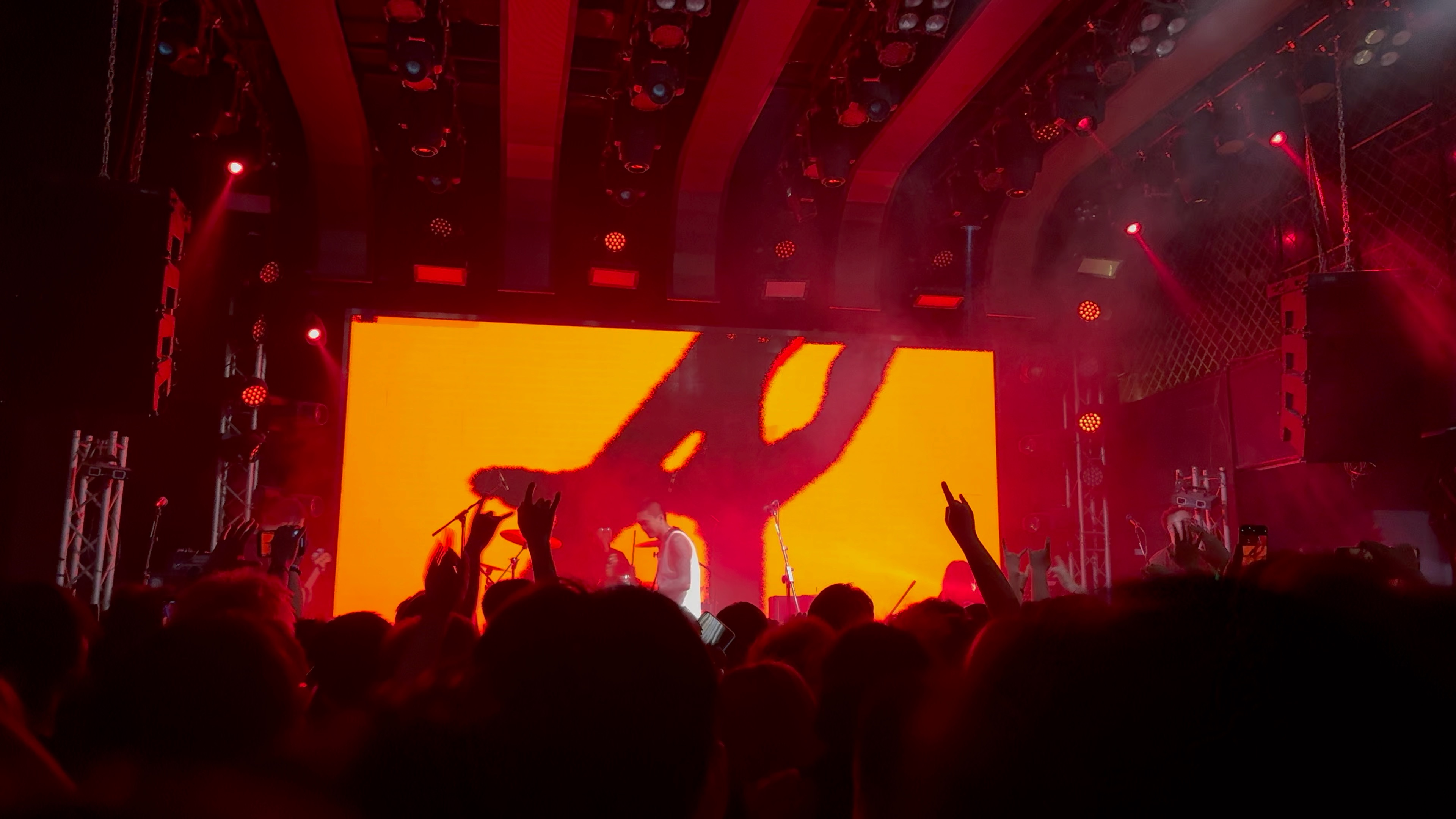 嫁殇(marry and mourn)—椿乐队