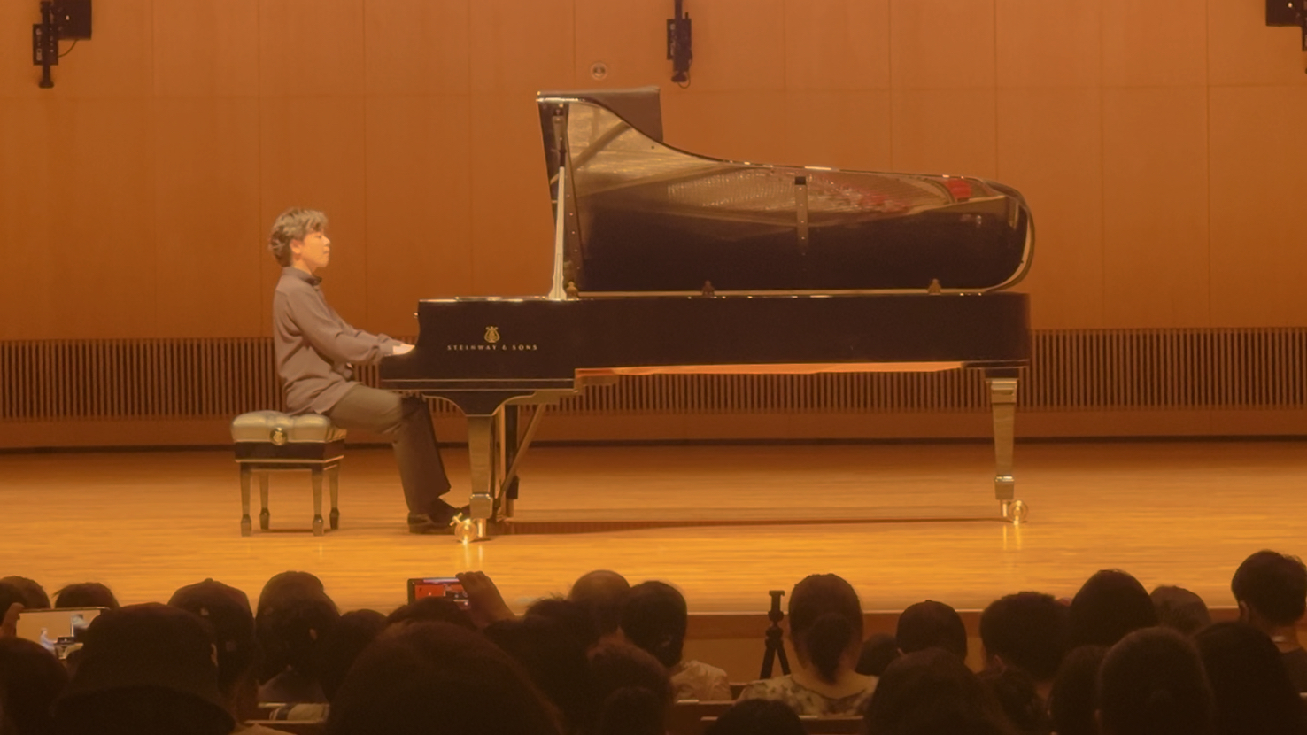 韩国钢琴家 tae-hyung kim演奏李斯特爱之梦 f. liszt liebestraum s.