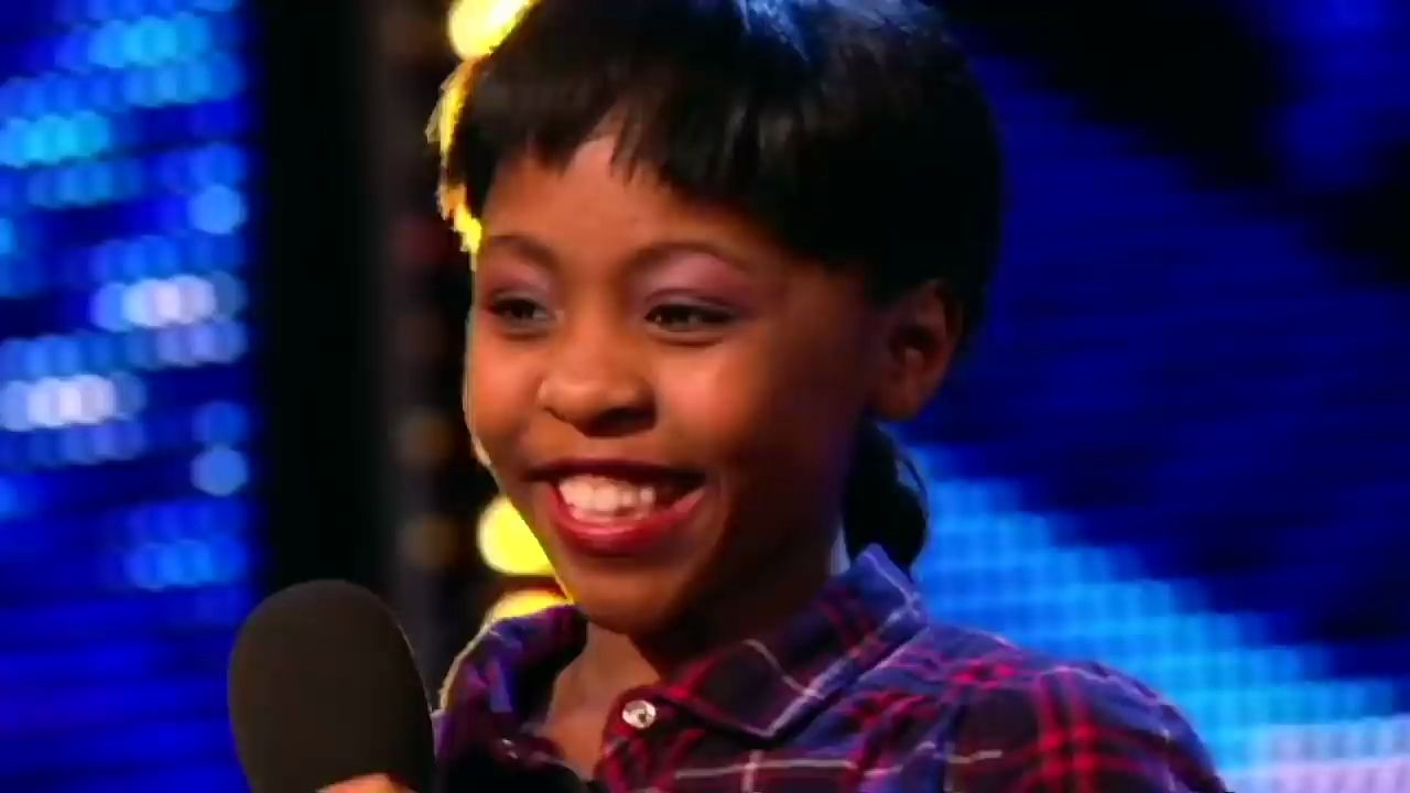 英国达人秀11岁小女孩嗨翻现场!