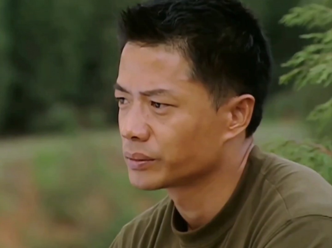 这段我真的要心梗了,呜呜呜呜感觉袁朗都快哭了