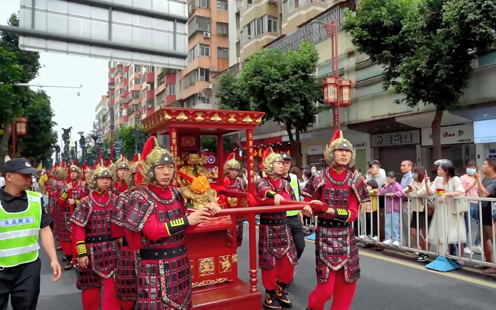 三月三,佛山祖廟北帝誕重啟,萬人空巷看巡遊