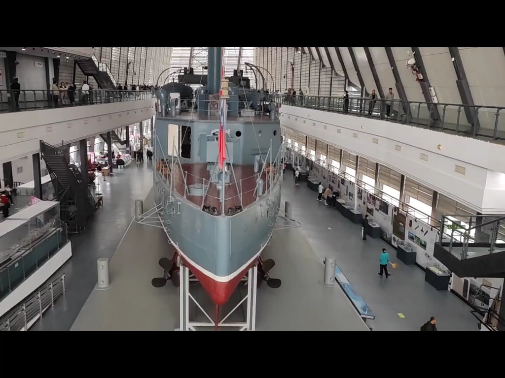 游览武汉中山舰博物馆