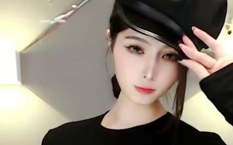 【竖版】虎牙晴小兔 骚舞 电臀 美腿 制服bdwe