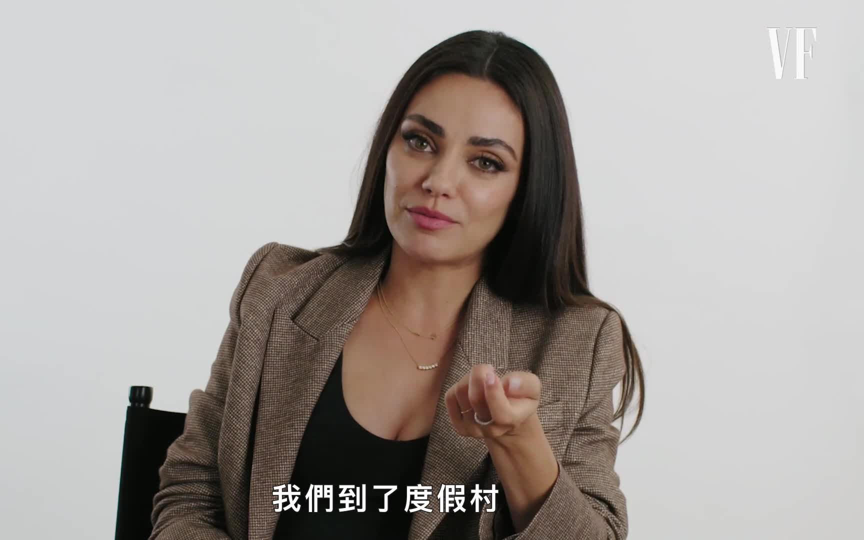 米拉ⷮŠ库尼斯回顾《黑天鹅》等9部经典电影作品 Mila Kunis Breaks Down Her Career哔哩哔哩bilibili