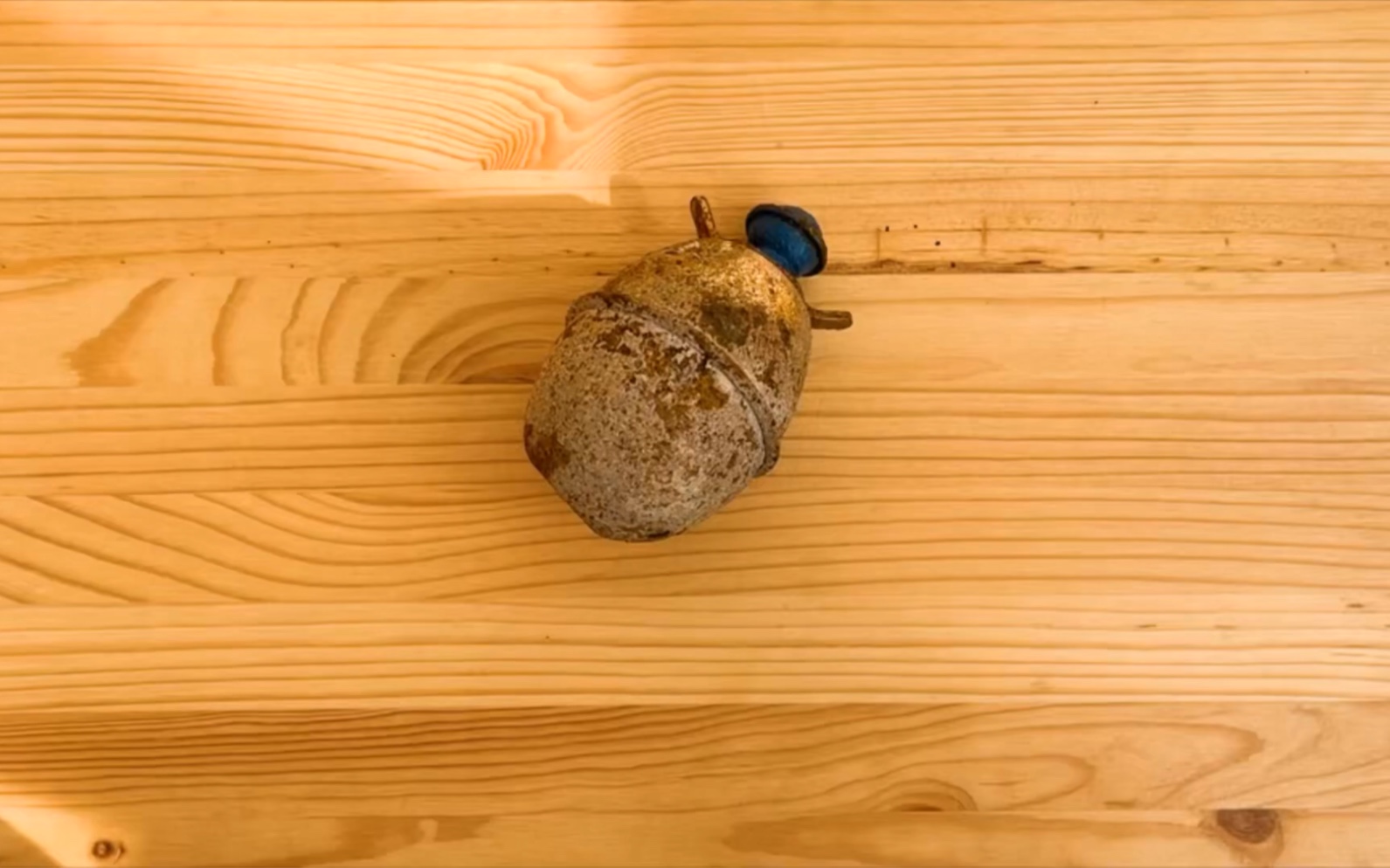 恢复德国m39型手榴弹!