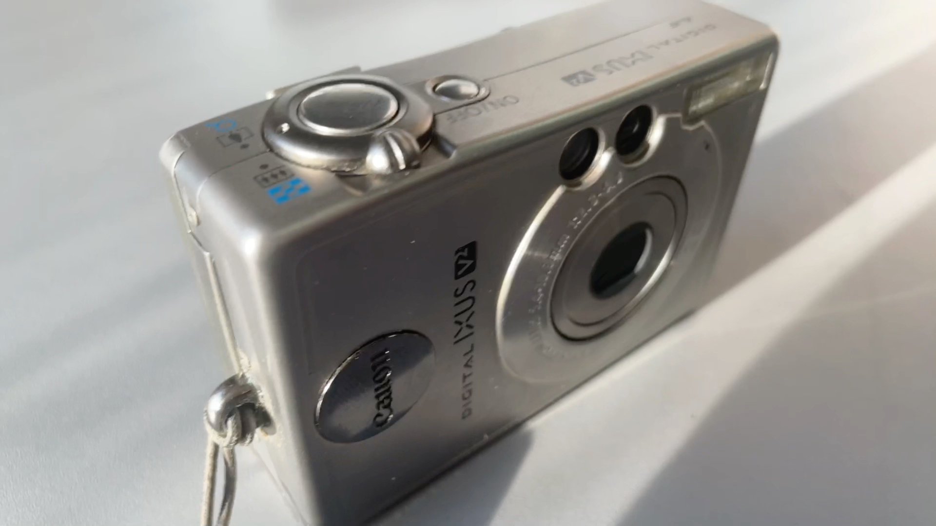 佳能 ixus v2数码相机