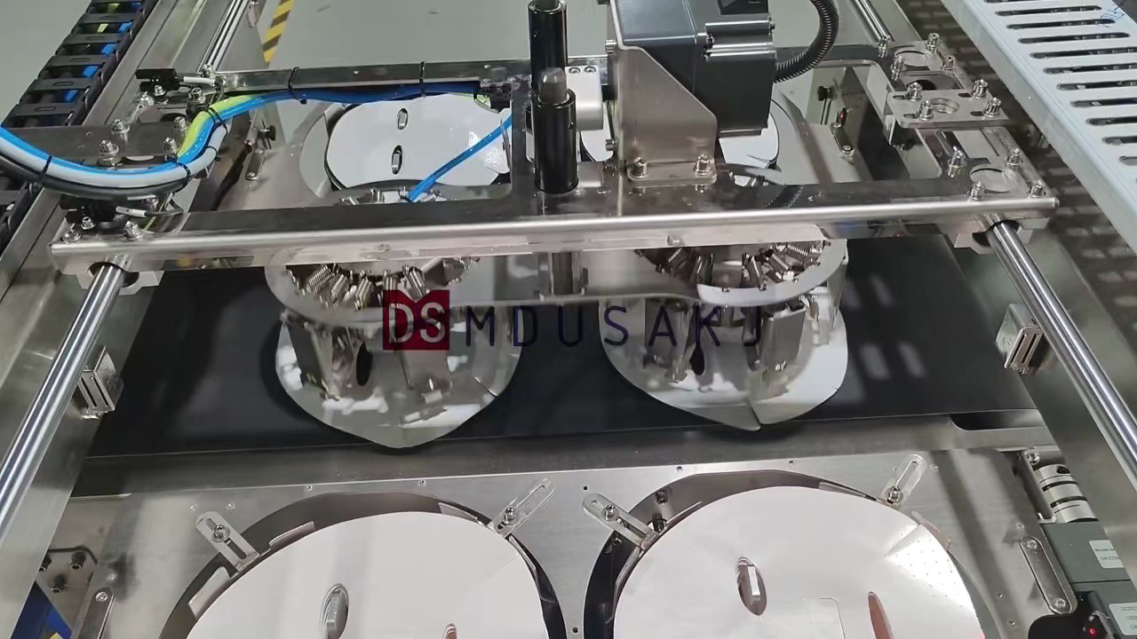 双层面膜取膜机,无纺布 珠光膜,面膜生产辅助设备