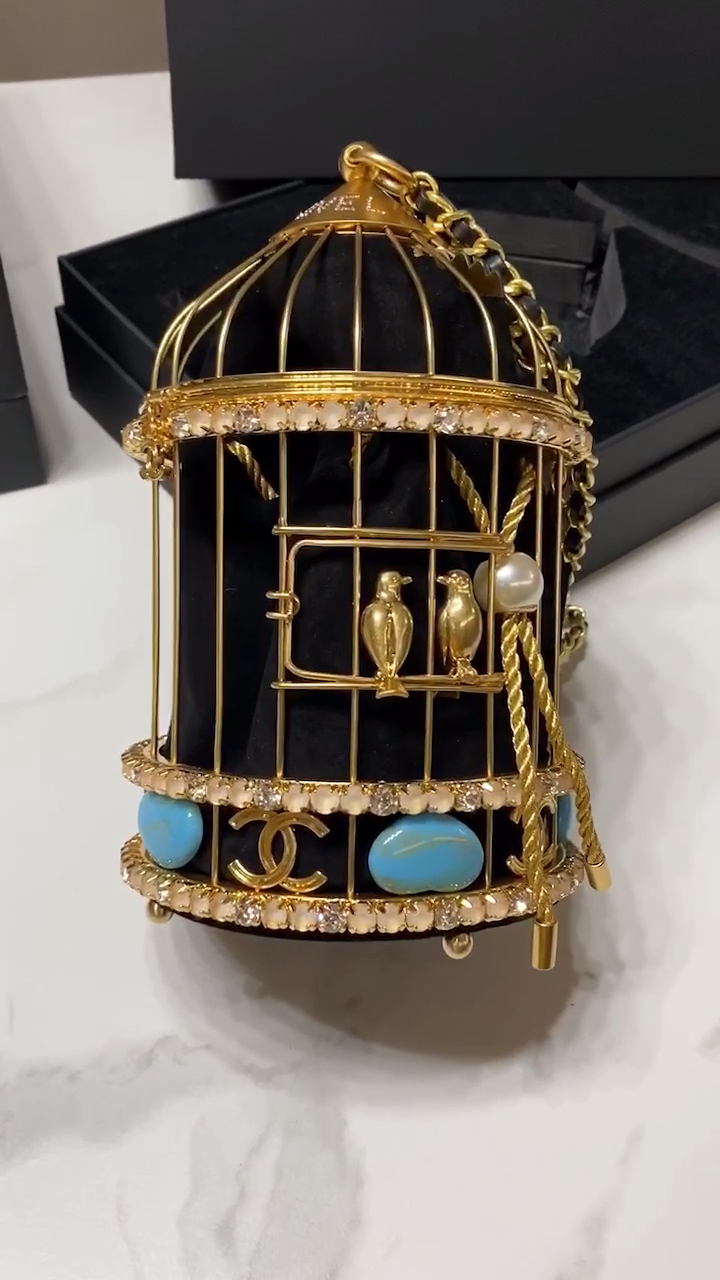 2020 限量版 系列出了个鸟笼包实物