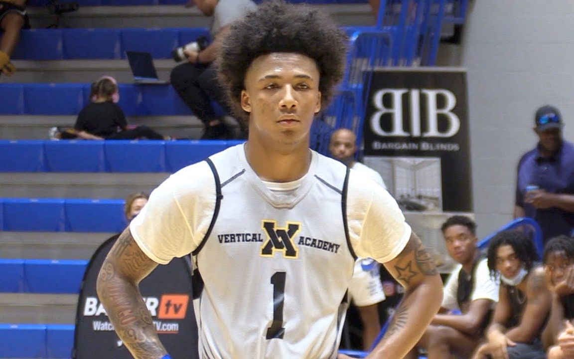 米奇威廉姆斯vs蒙特沃德学院