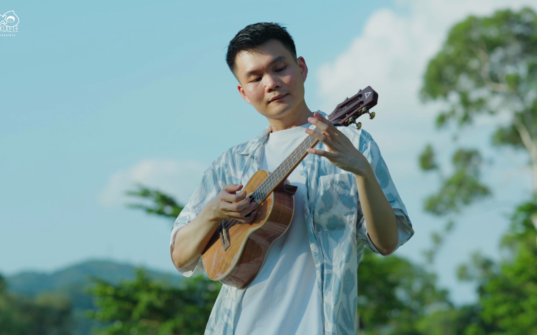 向云端-小霞/海洋bo 尤克里里指弹演奏【桃子鱼仔ukulele教室】