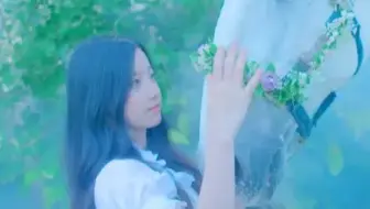 【李玹珠】玹珠在April的MV里有多少part