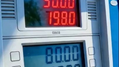油价上涨不用愁！5个技巧一年省出一部手机
