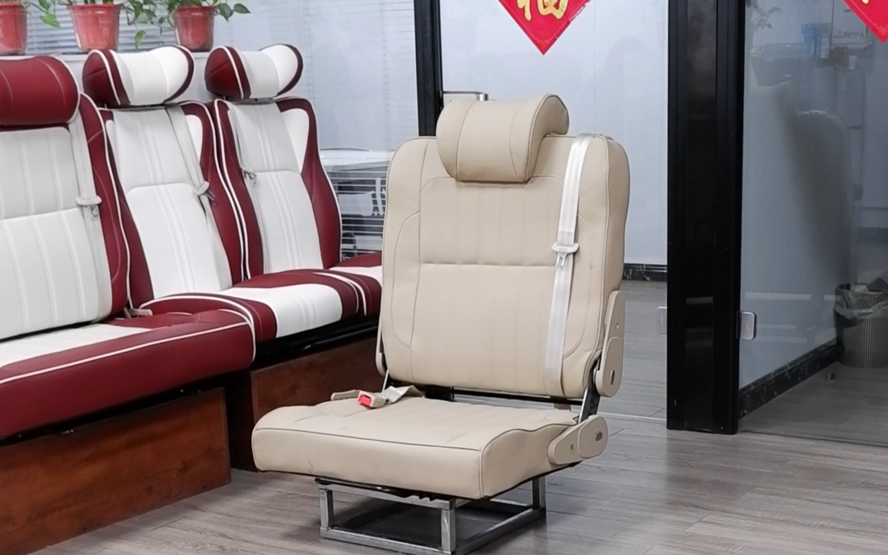 汽车多功能折叠座椅 床车变床床椅