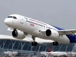 Скачать видео: C919投入运营1年了，真实表现到底如何？