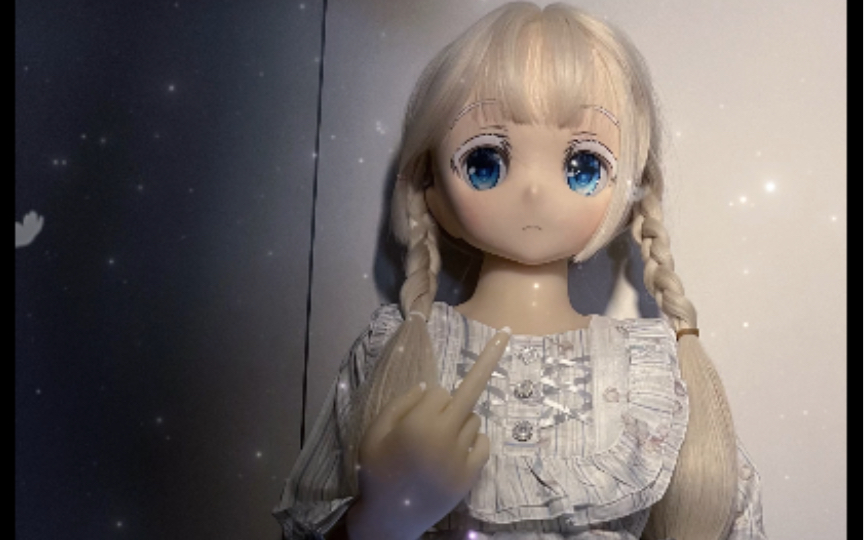 雪乃一脸嫌弃的拿起了裙子给你看表情包_哔哩哔哩_bilibili