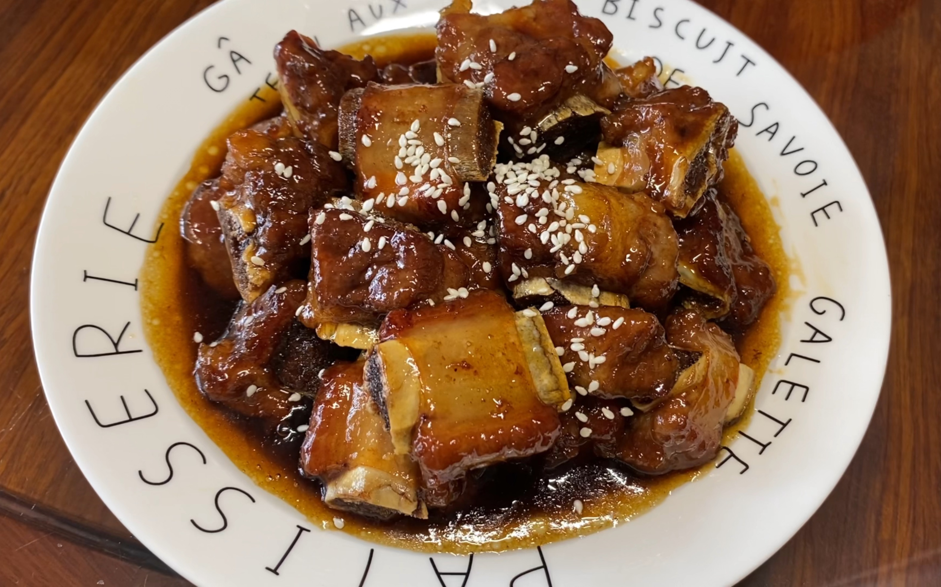 每天分享一道家常菜之"糖醋排骨",太爱这道酸酸甜甜的菜啦.好吃到吮手