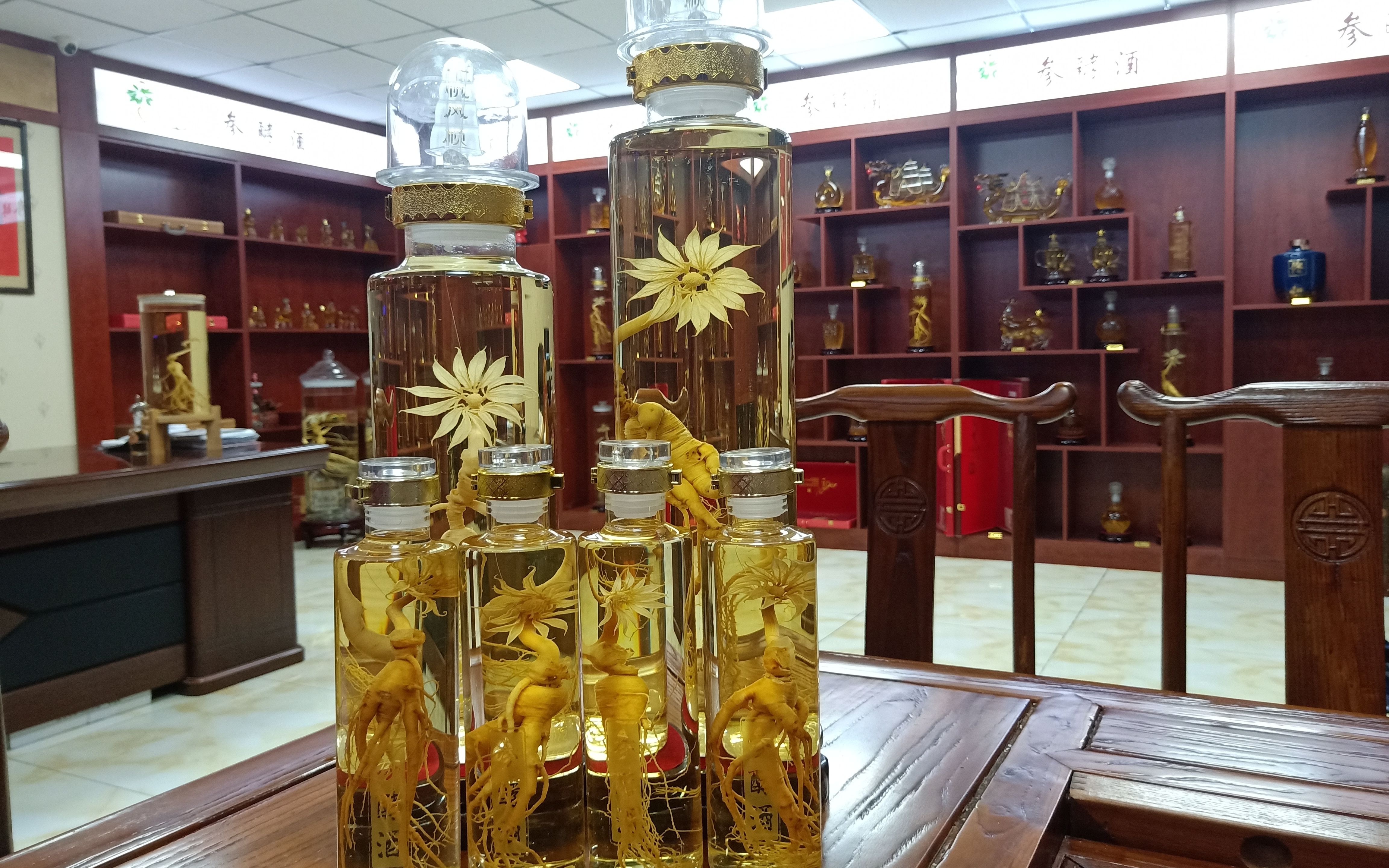 人参在酒中居然开花了!神奇!