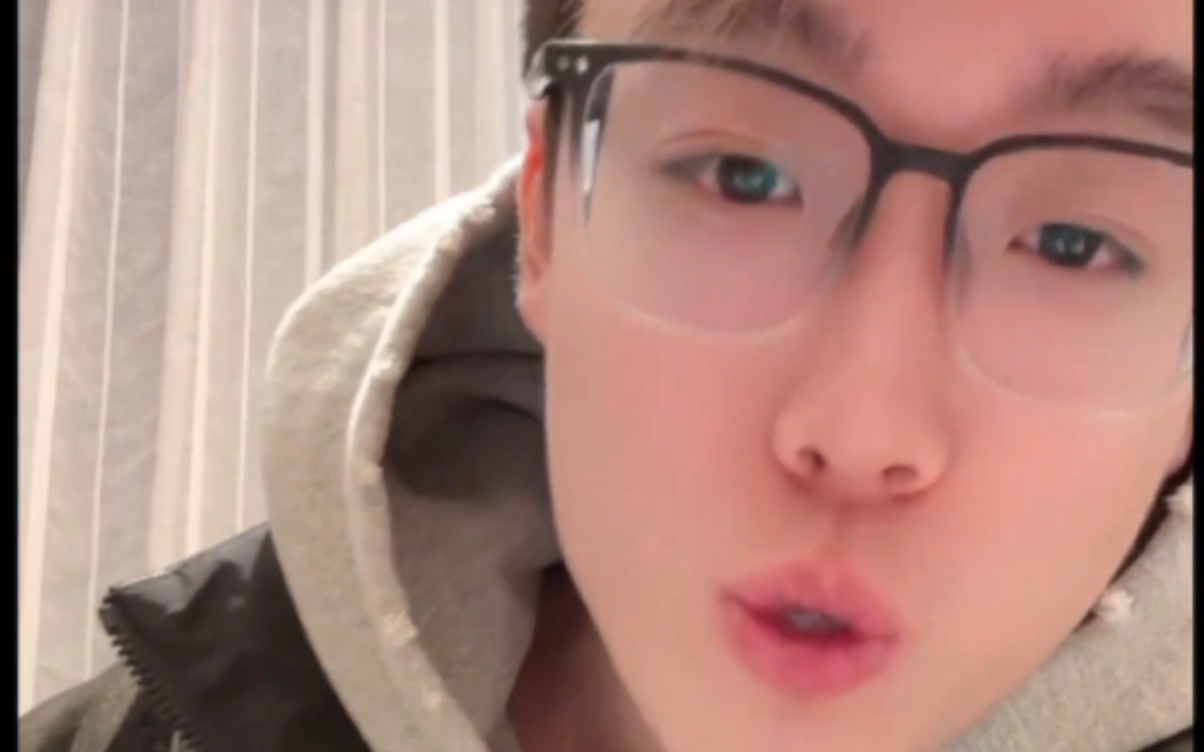 陈泽又在什么app上开小号直播?