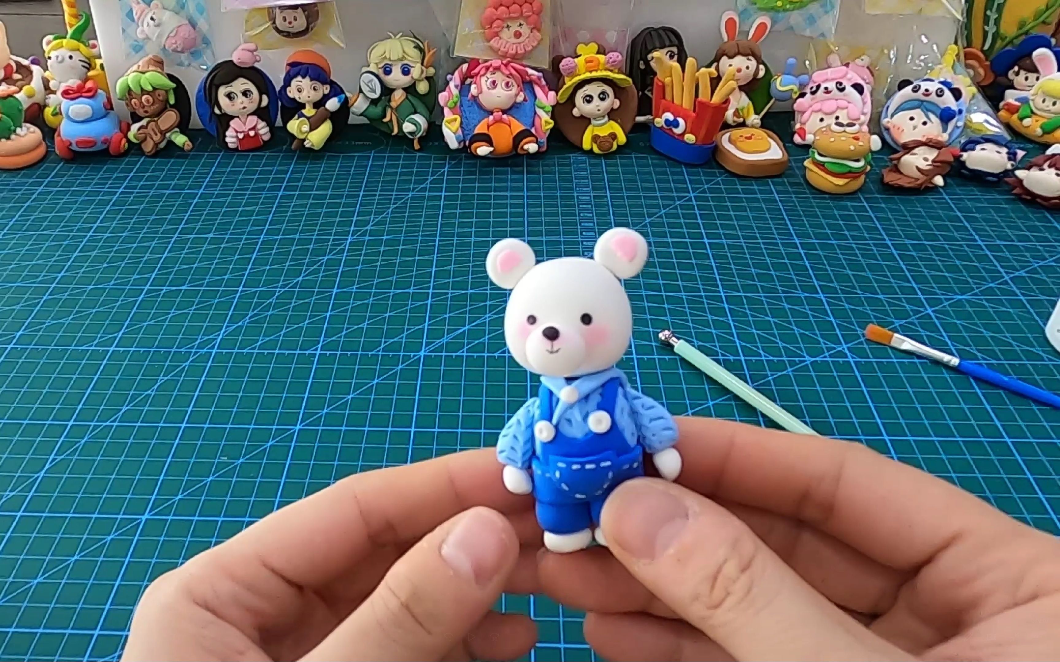 【超轻粘土手工教程】--今天教大家制作一只可爱的小熊熊