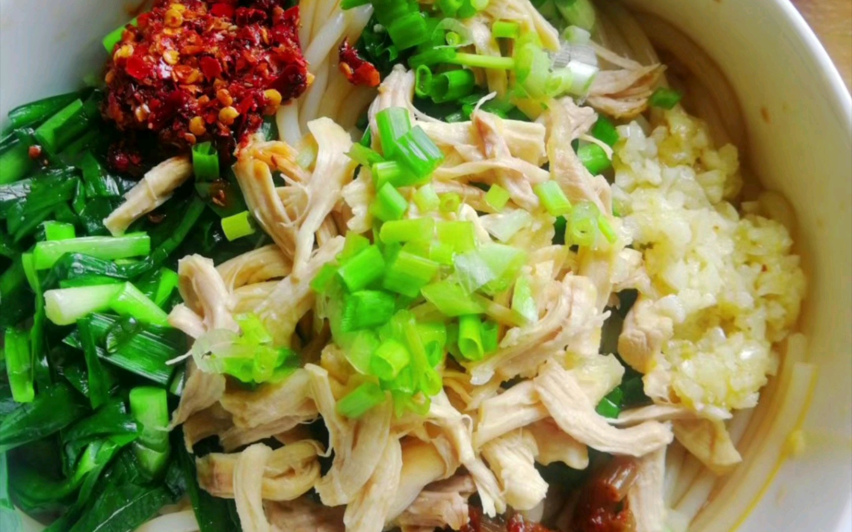 家乡味道鸡丝凉米线