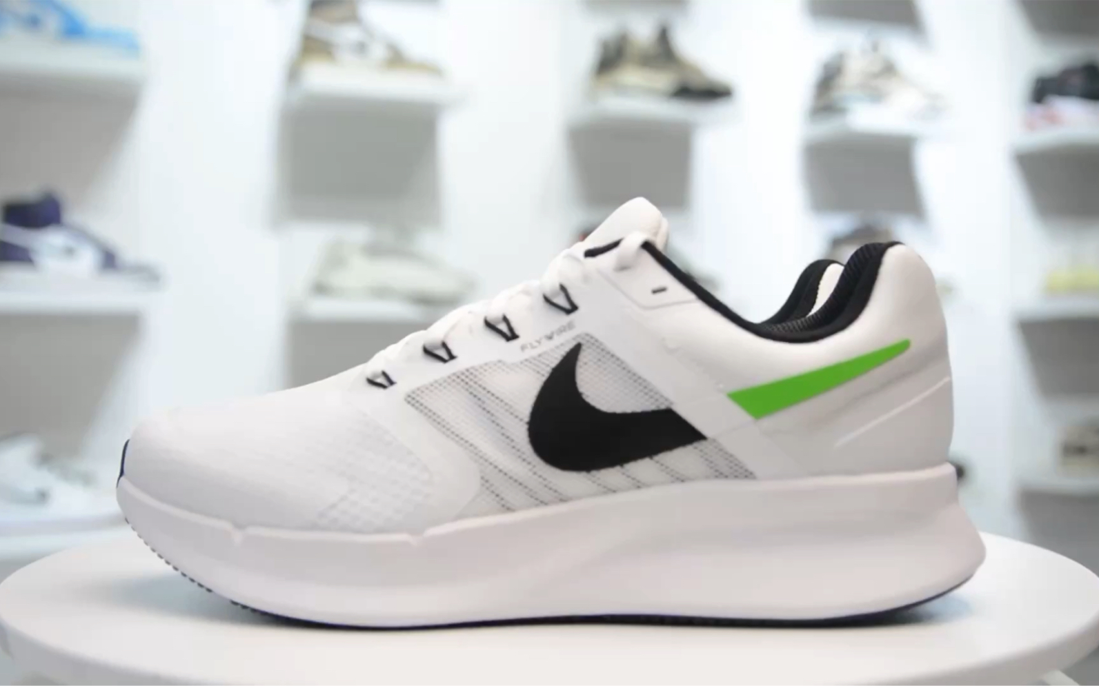 【独家实拍】nike run swift 3 跑步鞋 白色