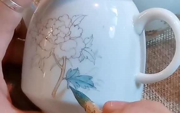 手绘陶瓷茶壶 手绘茶具制作过程 茶具绘制 一起来学画画吧……哔哩哔哩bilibili