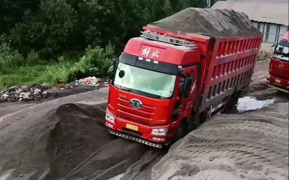 沙场解放百吨王爬坡